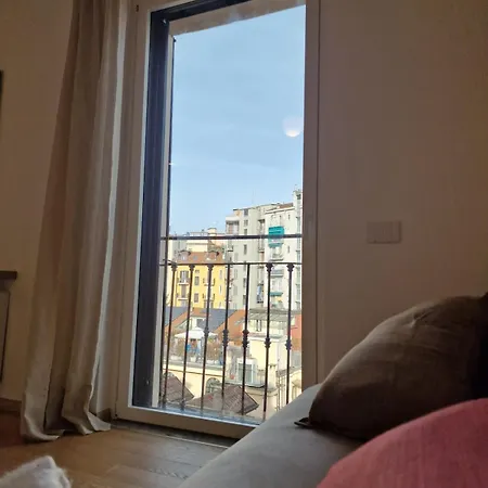Camparino Apartment, 10 Min From The Duomo, Lejlighed Milano